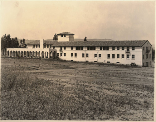 Bertha Harton Orr Hall - East faade, after construction