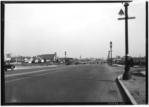 View of Wilshire Boulevard and Harcourt Street in Los Angeles showing several houses, January 1931