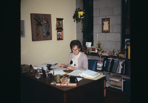 Mrs. Aline Wisdom, Head Librarian, 1958-1986