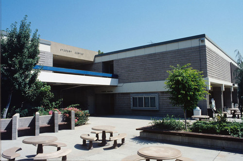 Student Center, 1990