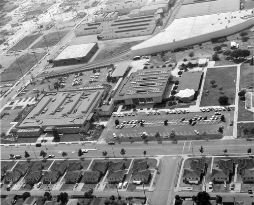 An aerial shot of Commerce City Hall, Aquatorium, and Central Library