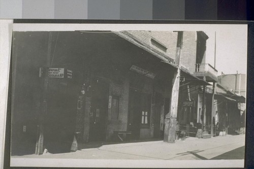 China alley. Fresno, Cal. 1910. [Alley in Chinese commercial district.]