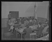 Jules Carson teaching class, California Labor School