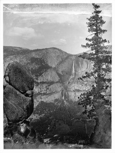 Balanced Rock on trail to Glacier Point, Yosemite National Park, 1850-1930
