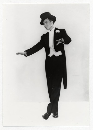 Stanley Toy, a tap dancer in the Fred Astaire tradition /