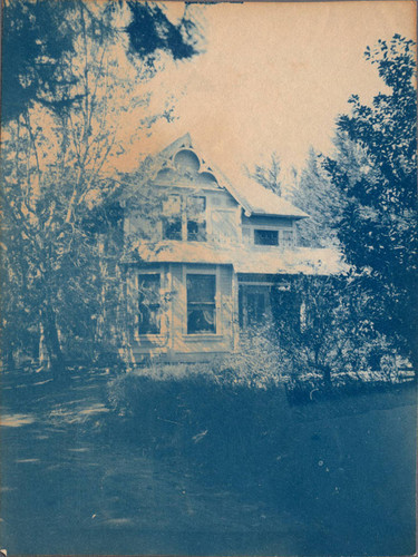Photograph of Victorian house