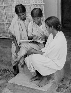 East Jeypore, Orissa, India. Women at "Sarepta" in Gunupur learning to read. Photo 1966