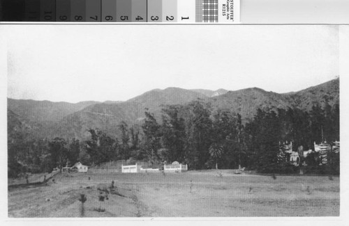 El Miradero and other buildings