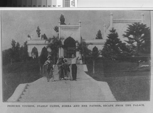 Princess Tousson, Stanly Clyde, Zohra and her father, escape from the palace