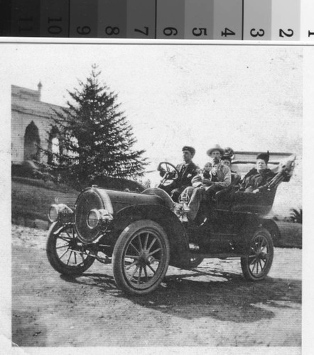 Fletcher Pomeroy driving 1905 National auto