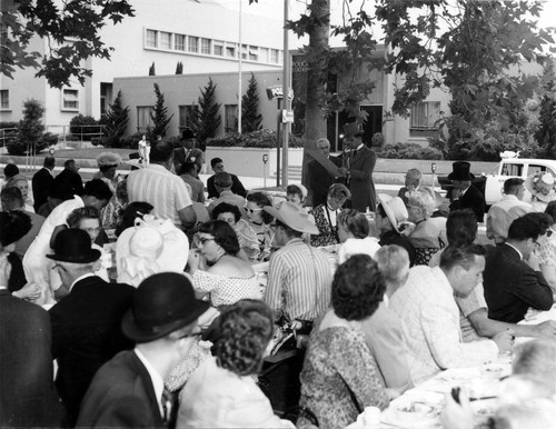 Centinela Days lunch at Grevillea Park