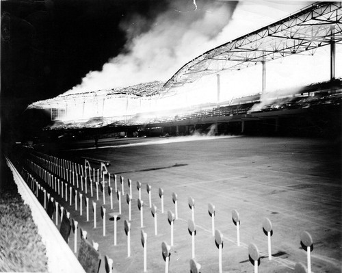 Hollywood Park Race Track, 1949 fire