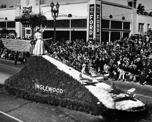 Inglewood's entry in the Tournament of Roses Parade, 1941