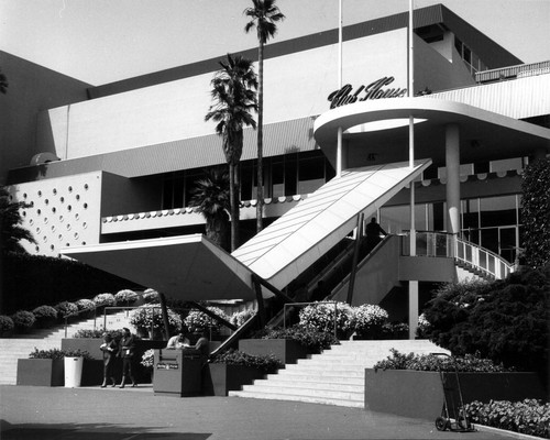 Hollywood Park Race Track, Clubhouse entrance