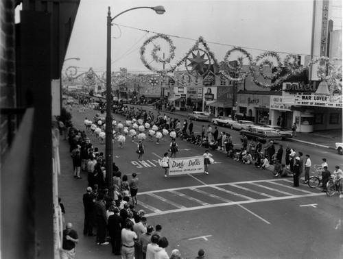 Inglewood Christmas Parade, Darby Dolls