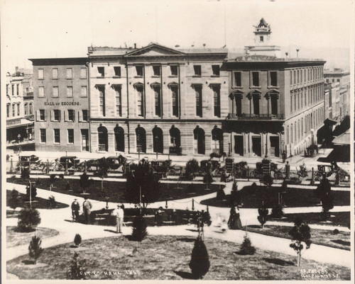 [Photograph of San Francisco City Hall, formerly Jenny Lind Theatre]