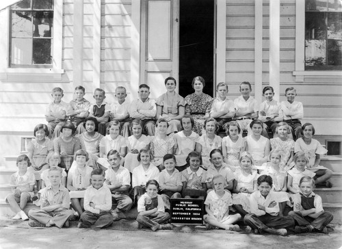 Murray Public School, (1934), photograph