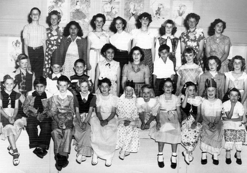 Graduation exercises, Murray School (1950), photograph