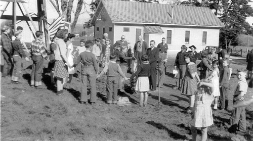 Arbor Day, Murray School (c.1950s), photograph