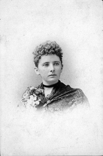 Margaret Tehan Dobbel (1874-1933), (late 1800's), photograph