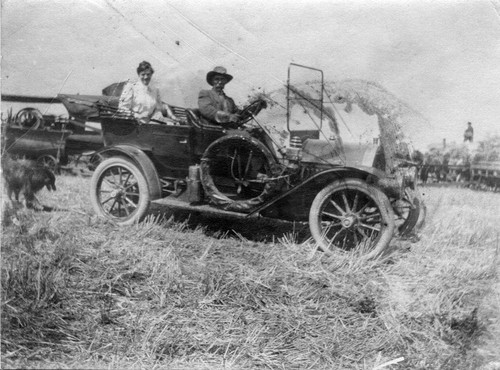 Roger "Rod" Fallon (d. 1932) and Eva Flanagan (d. 1951) in picture, (c. 1920s), photograph