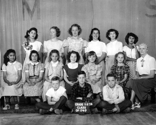 Murray School, Grade 5, 6, 7, and 8 Class of 1949, photograph