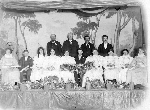 Murray Grammar School graduation, (c. 1890s), photograph