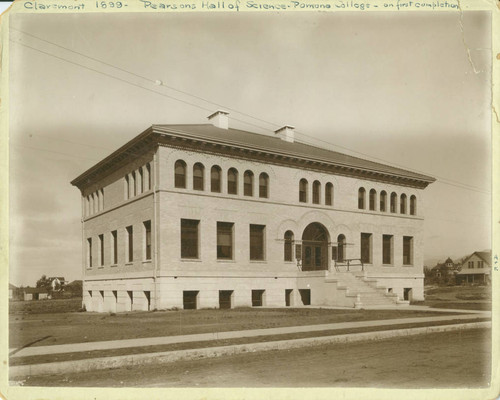 Pearsons Hall, Pomona College