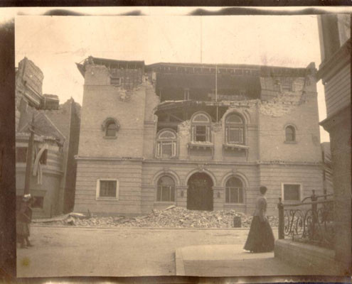 [The Beth Israel Synagogue in ruins after the 1906 earthquake]