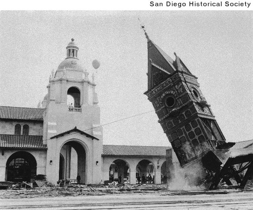 Demolition of the old Santa Fe Depot Railroad Station