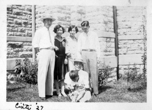 Hahn Chang-Ho, Frances Hur, 2 other women, 1 man, 1 boy Cincin 1927