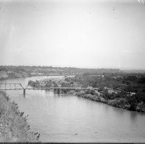 Bridge crossing the American River at Fair Oaks
