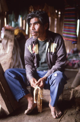 Guatemalan refugee weaving, Cuauhtémoc, 1983