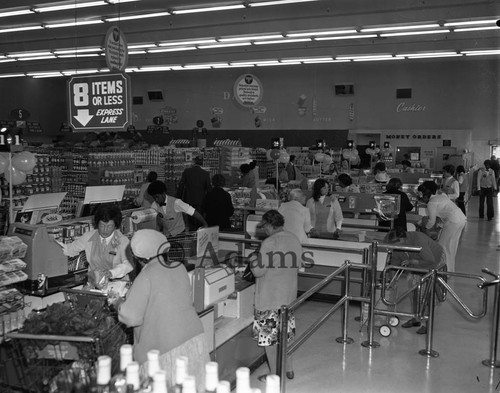 Market, Los Angeles, 1974