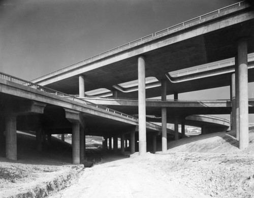 Four-level interchange under construction