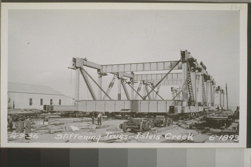 Anchorages Yerba Buena, San Francisco, Center; Cables, Yerba Buena Viaduct, West Bay, Catwalks, Unit #1 Stiffening Truss, 1935-36--No. 373-558