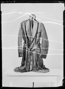 Ties, shirt, robe, pajamas, Desmond's, Southern California, 1935