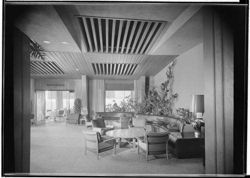 Beverly Hills Hotel Rodeo Room. Interior