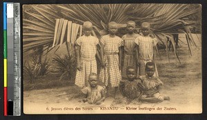 Young female students, Kisantu, Congo, ca.1920-1940