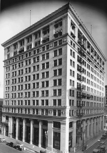 Northeast corner view of the City Bank Building, between Sixth Street and Spring Street