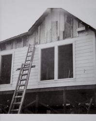 Evans home under construction, Petaluma, California, December 1947