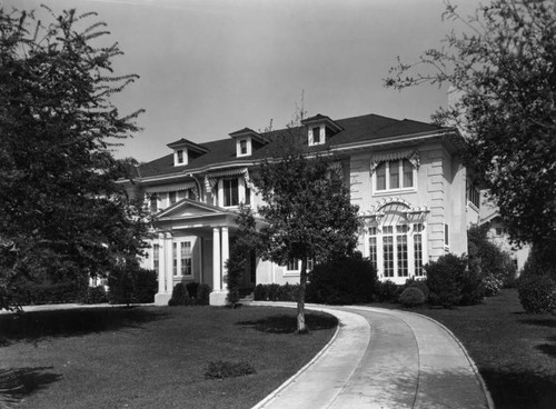 Residence on Oak Knoll, Pasadena