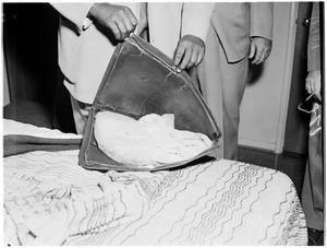 Narcotics raid, 1955