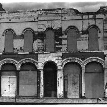 Photograph of P.B. Cornwall Building in Old Sacramento, prior to restoration