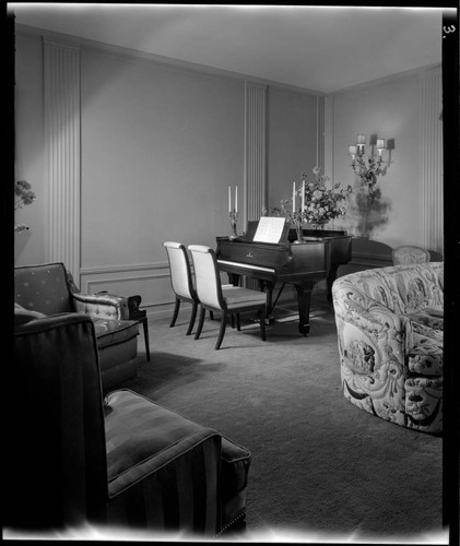 Blumenfeld, Joseph, residence. Living room
