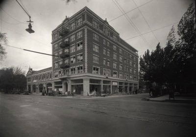 Stockton - Streets - c.1920 - 1929: El Dorado St., Eden Square Apartments