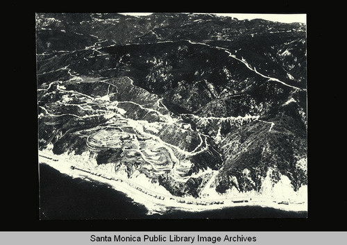 Aerial view of the Big Rock area of Pacific Coast Highway on April 9, 1954