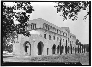 Exterior view of the biological science laboratory at the California Institute of Technology in Pasadena, June 11, 1929