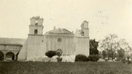 Santa Barbara 1925 Earthquake Damage - Santa Barbara Mission