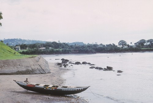 Native boat [Freetown, Sierra Leone]